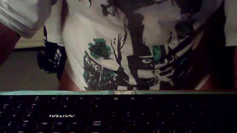 ahmole online show from July 26, 9:31 pm