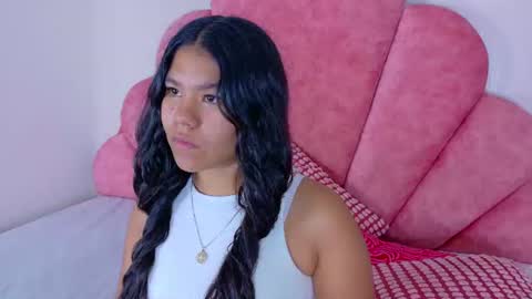 AHSLY online show from August 4, 8:50 pm