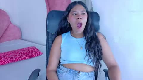 AHSLY online show from August 14, 8:01 pm