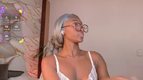 Ahvi Ebony online show from August 13, 2:53 pm