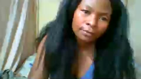 AichaDominix online show from August 3, 11:39 am