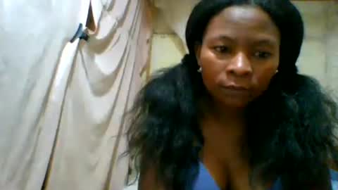AichaDominix online show from August 9, 8:59 am