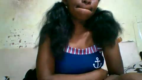 AichaDominix online show from August 10, 9:27 pm