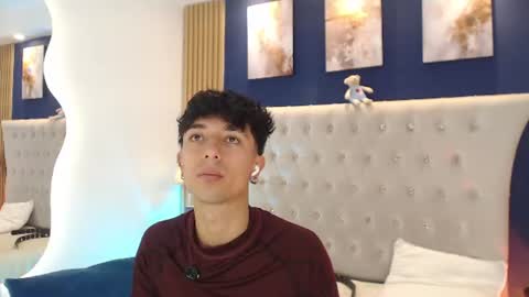Aiden online show from August 10, 2:18 pm