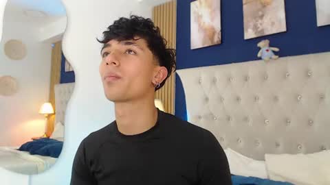 Aiden online show from August 13, 6:55 pm