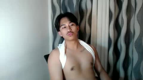 aidenalaric398 online show from March 25, 10:54 am