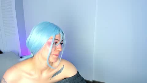 aikoo__1 online show from August 10, 4:30 pm