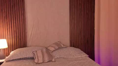 ailann_1 online show from August 12, 7:16 pm