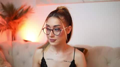  Aileen  online show from August 9, 8:43 pm