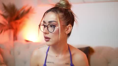  Aileen  online show from August 10, 8:43 pm