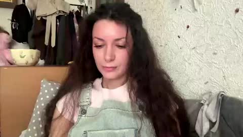 Lilu online show from July 6, 9:12 am