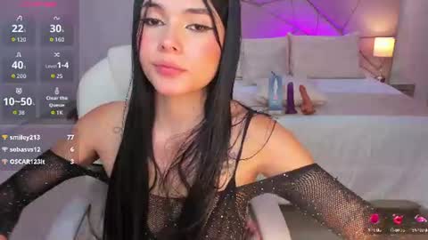 aili_queens online show from August 6, 4:50 pm