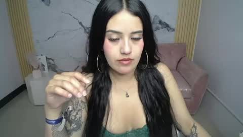 ailyn_ch1 online show from August 5, 8:29 pm