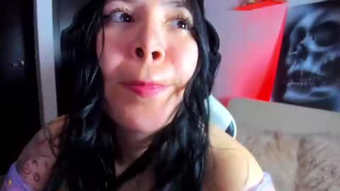 Ailyn  online show from July 13, 2:29 am