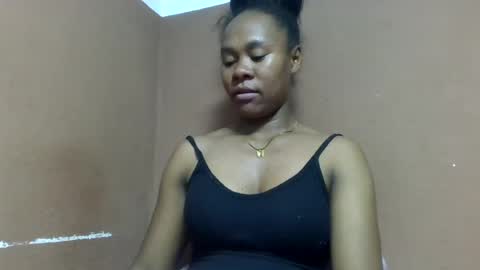 aimee982179 online show from August 11, 4:58 am