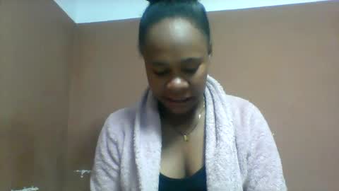 aimee982179 online show from August 12, 1:41 am