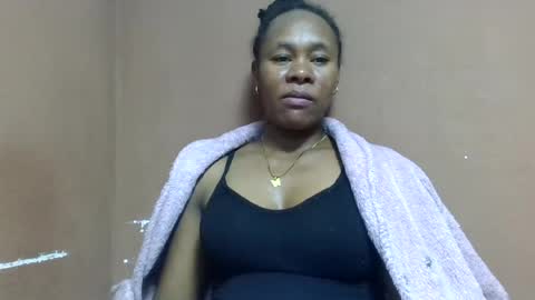 aimee982179 online show from August 15, 10:41 am