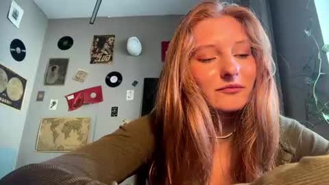 aimeepezley online show from September 2, 11:56 am