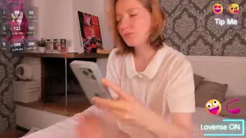 Sofia help me get 50 thumbs up online show from August 12, 5:10 am