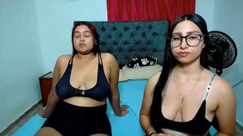 aisha_stacey0410 online show from July 23, 5:21 am
