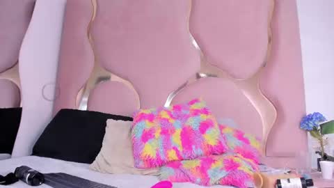 aisha_violeht online show from August 1, 4:13 pm