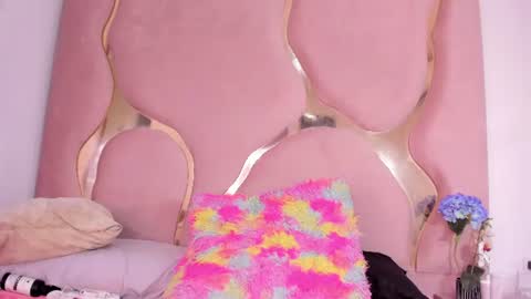 aisha_violeht online show from August 6, 4:17 pm