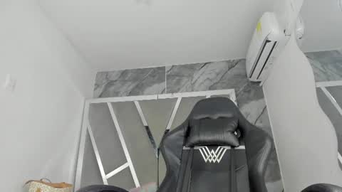 aisha_violeht online show from August 12, 5:26 pm