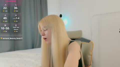 Alisha3 online show from August 10, 12:28 pm