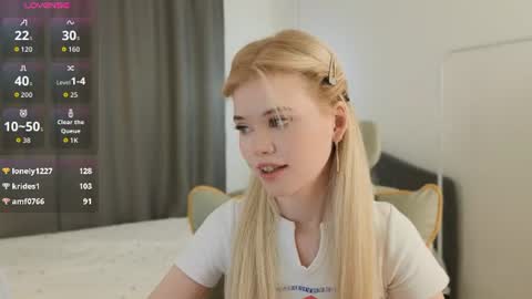 Alisha3 online show from August 13, 5:27 pm