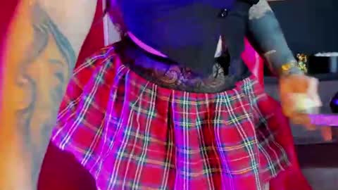 Ahitana Russ online show from July 25, 9:19 pm