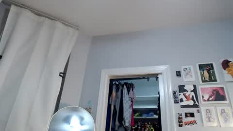 Amy Jeaux Johnson online show from June 25, 1:08 am