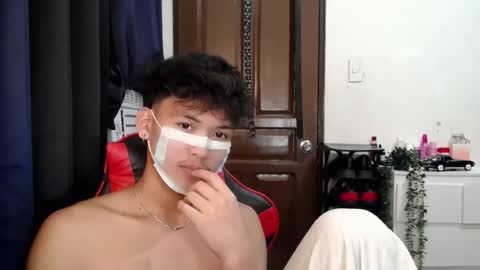 aj_daksxx online show from July 28, 7:47 am