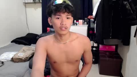 aj_daksxx online show from August 6, 6:01 am
