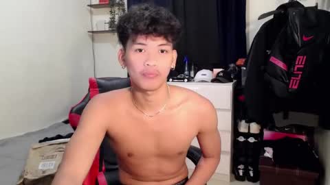 aj_daksxx online show from August 8, 2:55 am