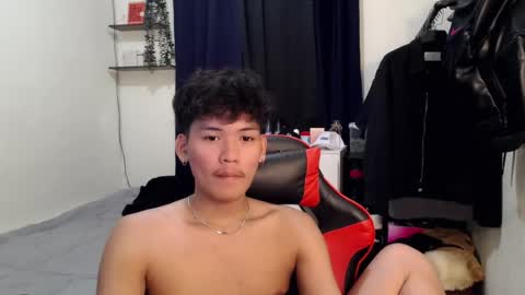 aj_daksxx online show from August 10, 12:28 pm