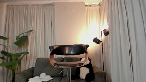 akame_s online show from July 28, 2:50 am