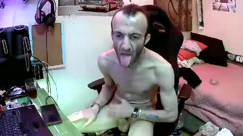 aktorihann online show from June 18, 2:44 am