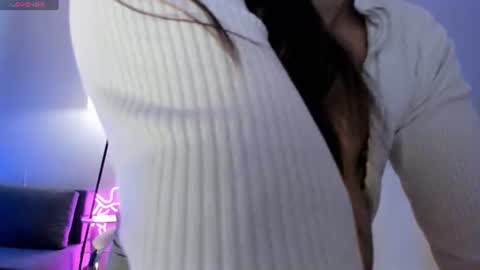 Akura is here 3 online show from August 11, 7:43 am
