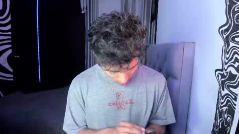 Ander uwu online show from August 1, 3:12 am