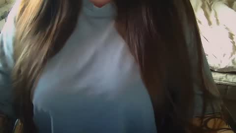 Alisha online show from August 8, 1:55 pm