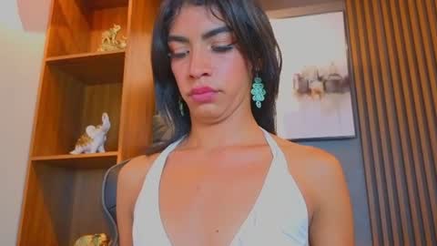 Alahia Rodriguez online show from July 16, 8:31 pm