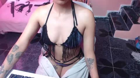 alaia_blue1 online show from July 27, 1:27 pm