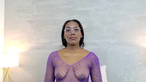 alaia_colins online show from August 12, 12:57 am