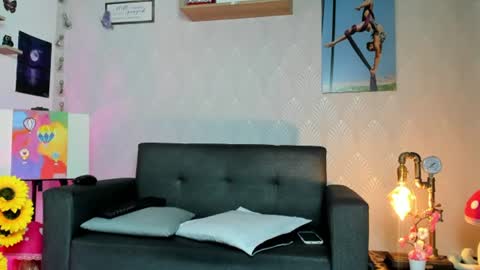 alaia_love77 online show from August 6, 4:00 am