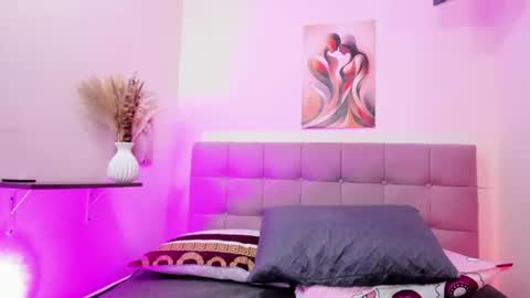 alaia_wish online show from August 31, 6:31 pm