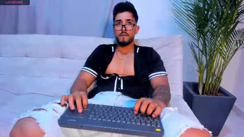 Alan greek online show from July 8, 2:15 am