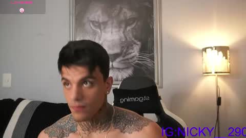 alan_morrys online show from July 31, 1:34 am