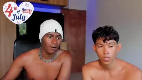 Alan and roomie online show from July 4, 10:34 pm