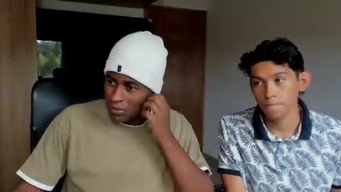 Alan and roomie online show from July 23, 8:00 pm