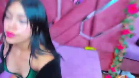 alana_deivis online show from August 2, 6:53 am